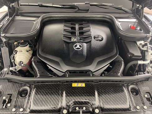 Used 2022 Mercedes-Benz GLS 580 4MATIC image 36