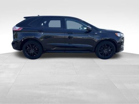 Used 2023 Ford Edge ST-Line w/ Class II Trailer Tow Package AWD/4WD image 4