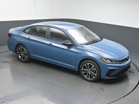 New 2025 Volkswagen Jetta Sport image 40