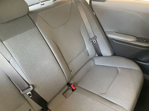 Used 2025 Kia K4 LXS image 36