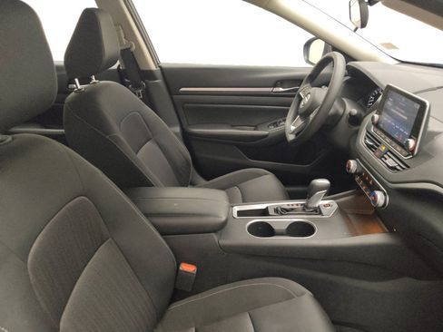 Used 2022 Nissan Altima 2.5 SV FWD image 21