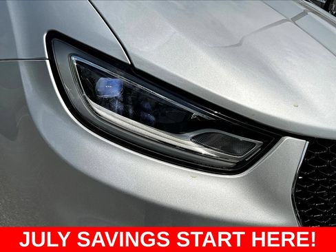 Used 2024 Chrysler Pacifica Touring-L FWD image 35