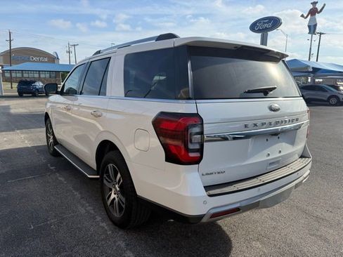 Used 2022 Ford Expedition Limited image 9