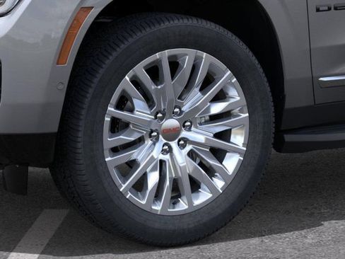 New 2026 GMC Yukon XL Denali w/ Advanced Technology Package RWD image 9