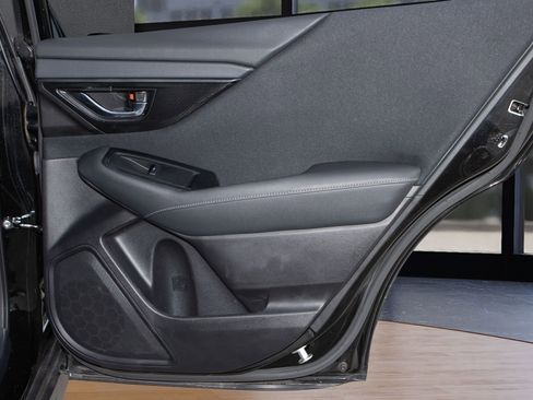 Used 2023 Subaru Outback Premium image 28