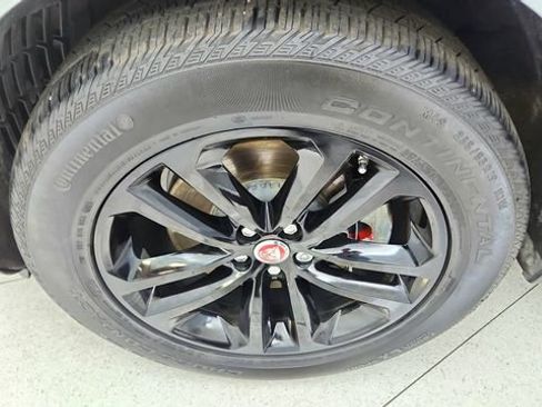 Used 2021 Jaguar F-PACE S image 58