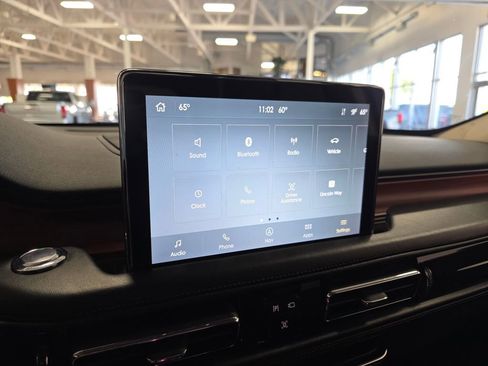 Used 2020 Lincoln Aviator Reserve w/ Equipment Group 202A AWD/4WD image 21