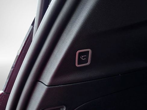 New 2026 Chrysler Pacifica Select w/ S Appearance Package image 37