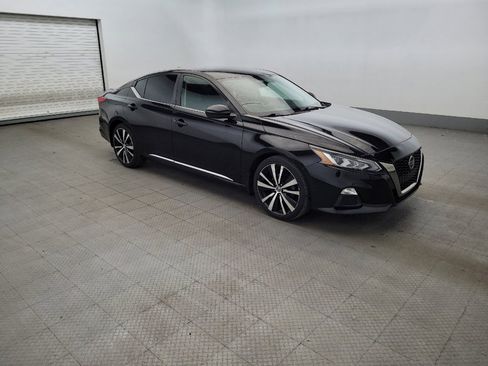 Used 2019 Nissan Altima 2.5 SR FWD image 11