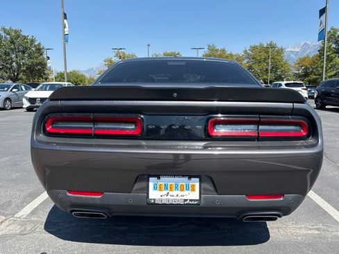 Used 2022 Dodge Challenger R/T w/ Blacktop Package RWD image 7