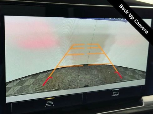 Used 2024 Chevrolet Silverado 1500 LT image 6