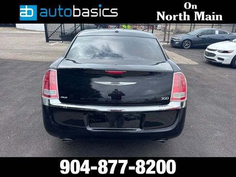 Used 2013 Chrysler 300 AWD w/ Driver Convenience Group image 4