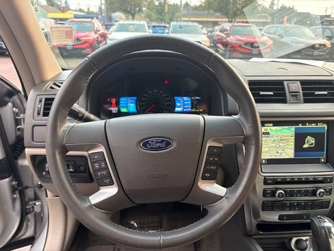 Used 2010 Ford Fusion Hybrid FWD image 17
