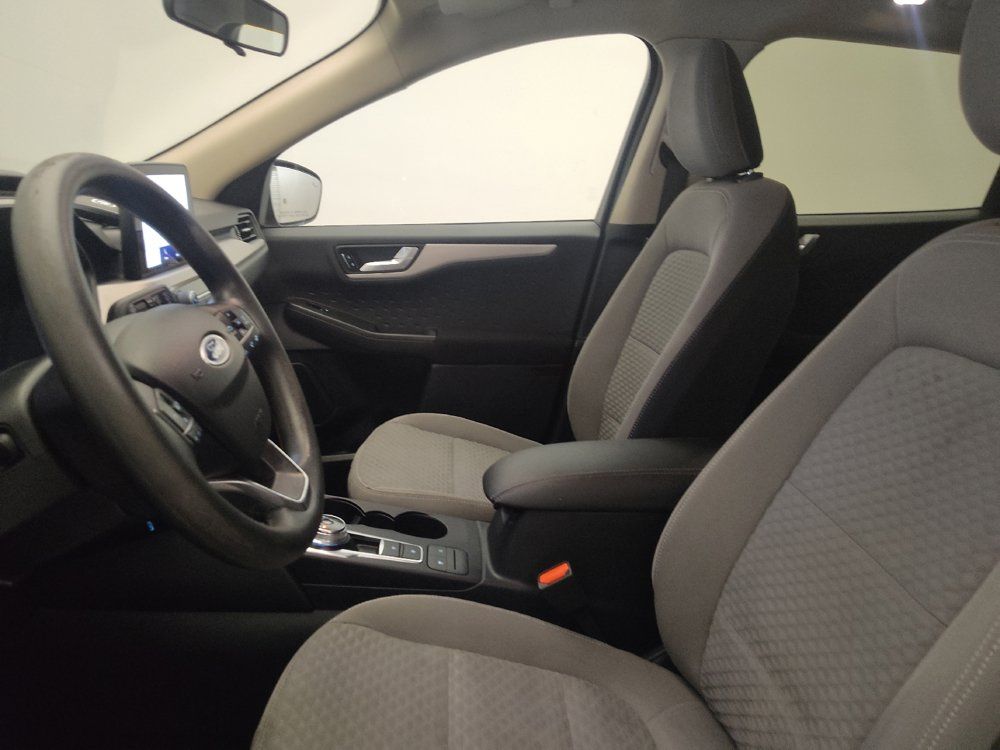 Used 2020 Ford Escape SE FWD image 17
