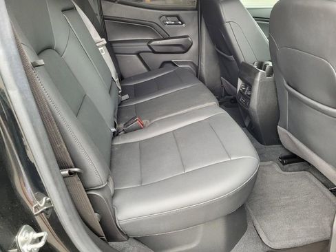 Used 2024 Chevrolet Colorado LT w/ LT Convenience Package III image 13