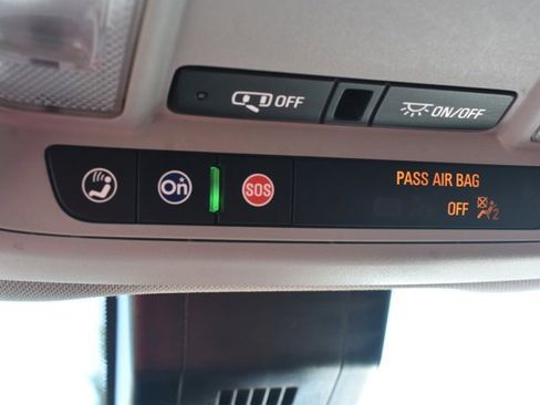 Used 2022 GMC Terrain SLT image 30