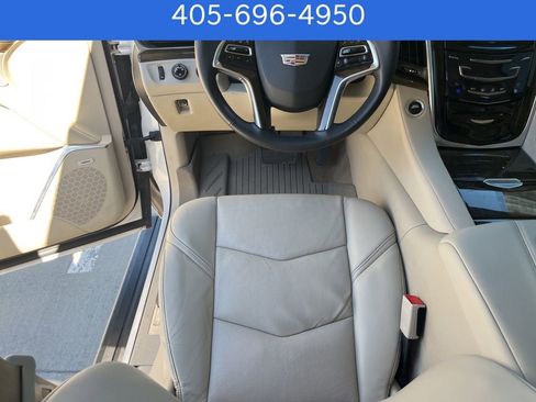 Used 2020 Cadillac Escalade Premium Luxury w/ LPO, Radiant Package image 24
