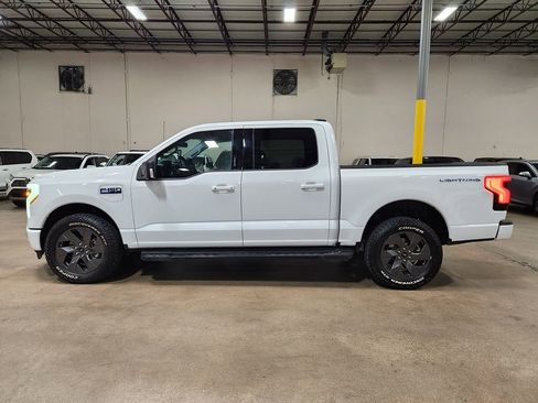 Used 2024 Ford F150 Lightning Flash AWD/4WD image 7