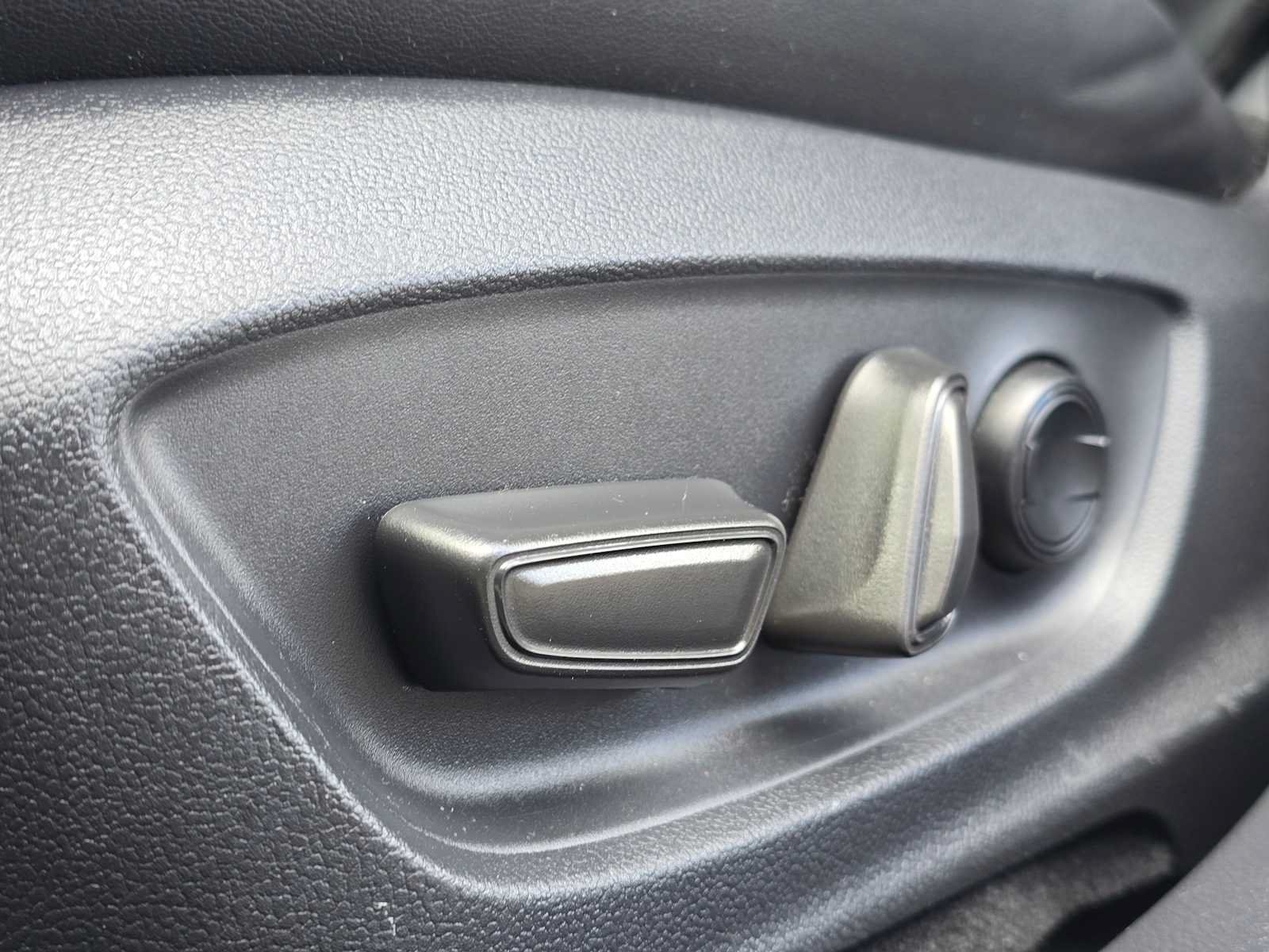Certified 2024 Toyota Prius Prime FWD image 19