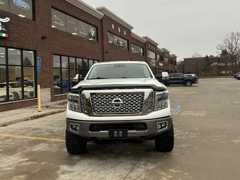 Used 2016 Nissan Titan Platinum Reserve image 3