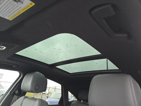 Used 2023 Audi Q5 2.0T Premium Plus w/ Premium Plus Package image 9