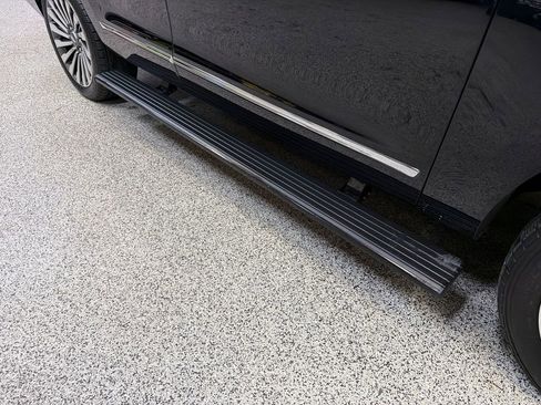 Used 2019 Lincoln Navigator Reserve AWD/4WD image 47