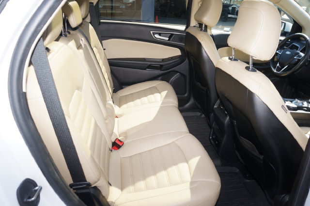 Used 2021 Ford Edge SEL w/ Convenience Package AWD/4WD image 20