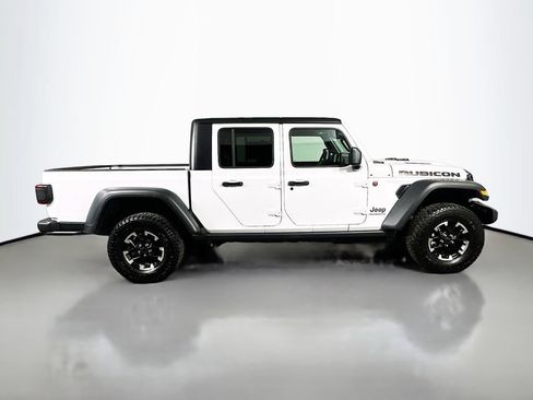 Used 2026 Jeep Gladiator Rubicon w/ Steel Power Dome Hood Package AWD/4WD image 7
