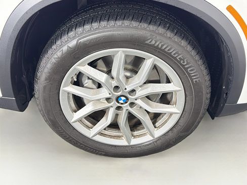 Used 2023 BMW X5 xDrive40i AWD/4WD image 35