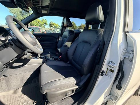 Used 2025 Subaru Forester Limited AWD/4WD image 10