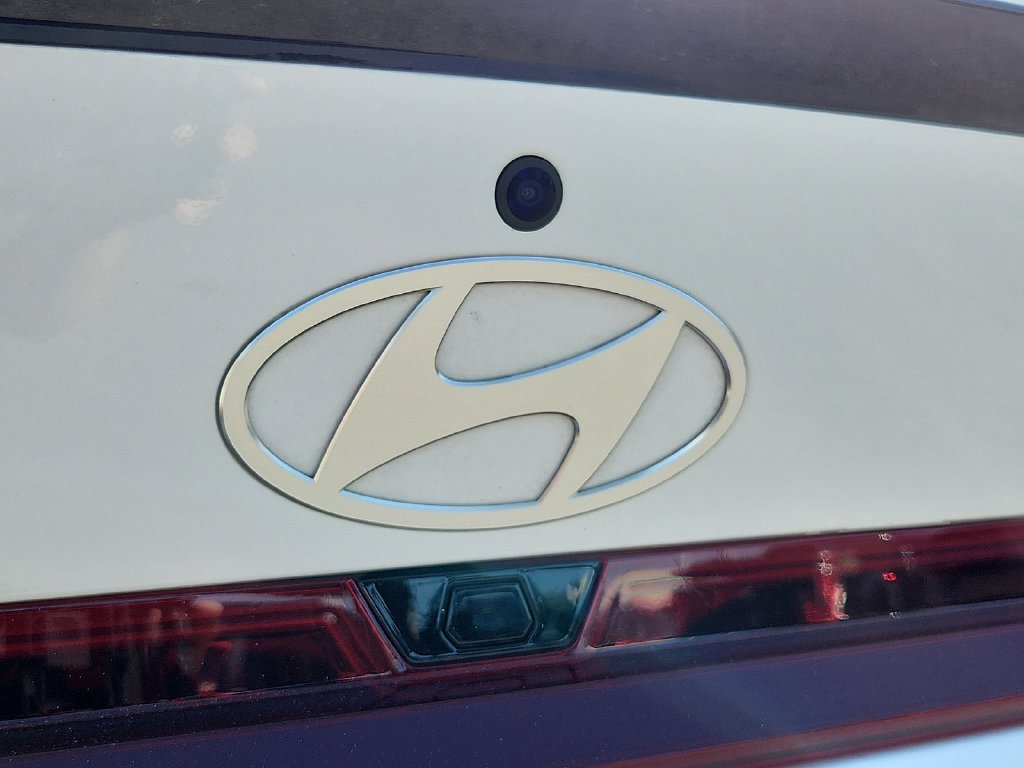 Used 2026 Hyundai Elantra Sport FWD image 29