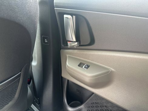 New 2025 Kia Carnival SX FWD image 41