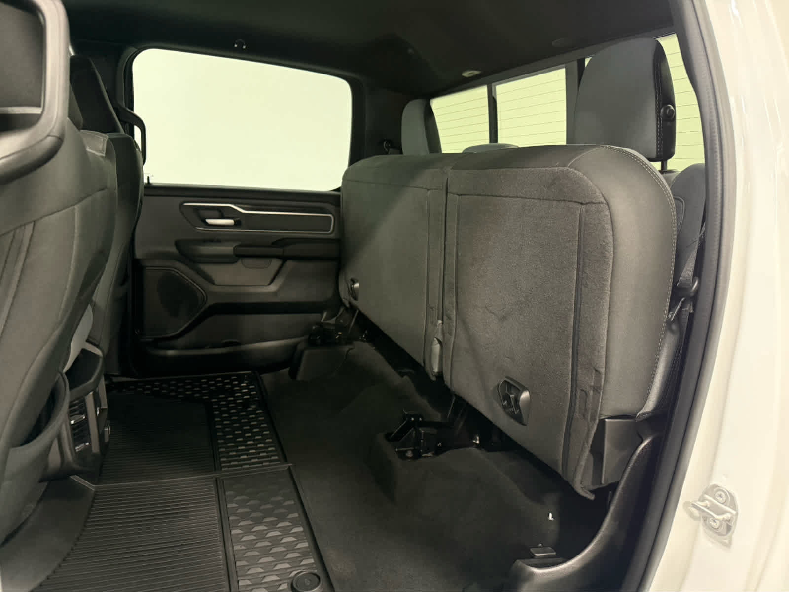 Used 2021 RAM 1500 Big Horn AWD/4WD image 17