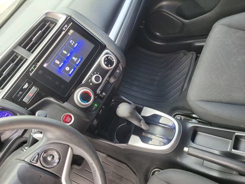 Used 2015 Honda Fit EX image 33