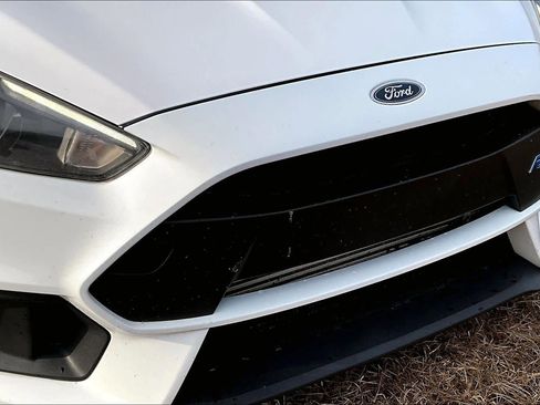 Used 2017 Ford Focus RS image 29