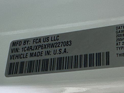 Used 2024 Jeep Wrangler Unlimited Sahara AWD/4WD image 12