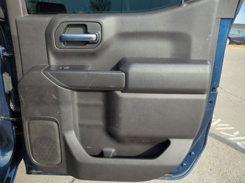 Used 2020 Chevrolet Silverado 1500 Custom w/ Custom Value Package image 27