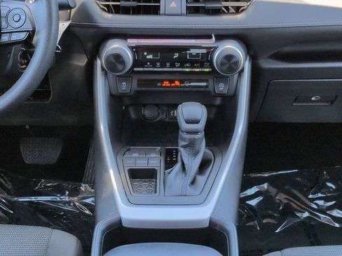 Certified 2025 Toyota RAV4 LE FWD image 19