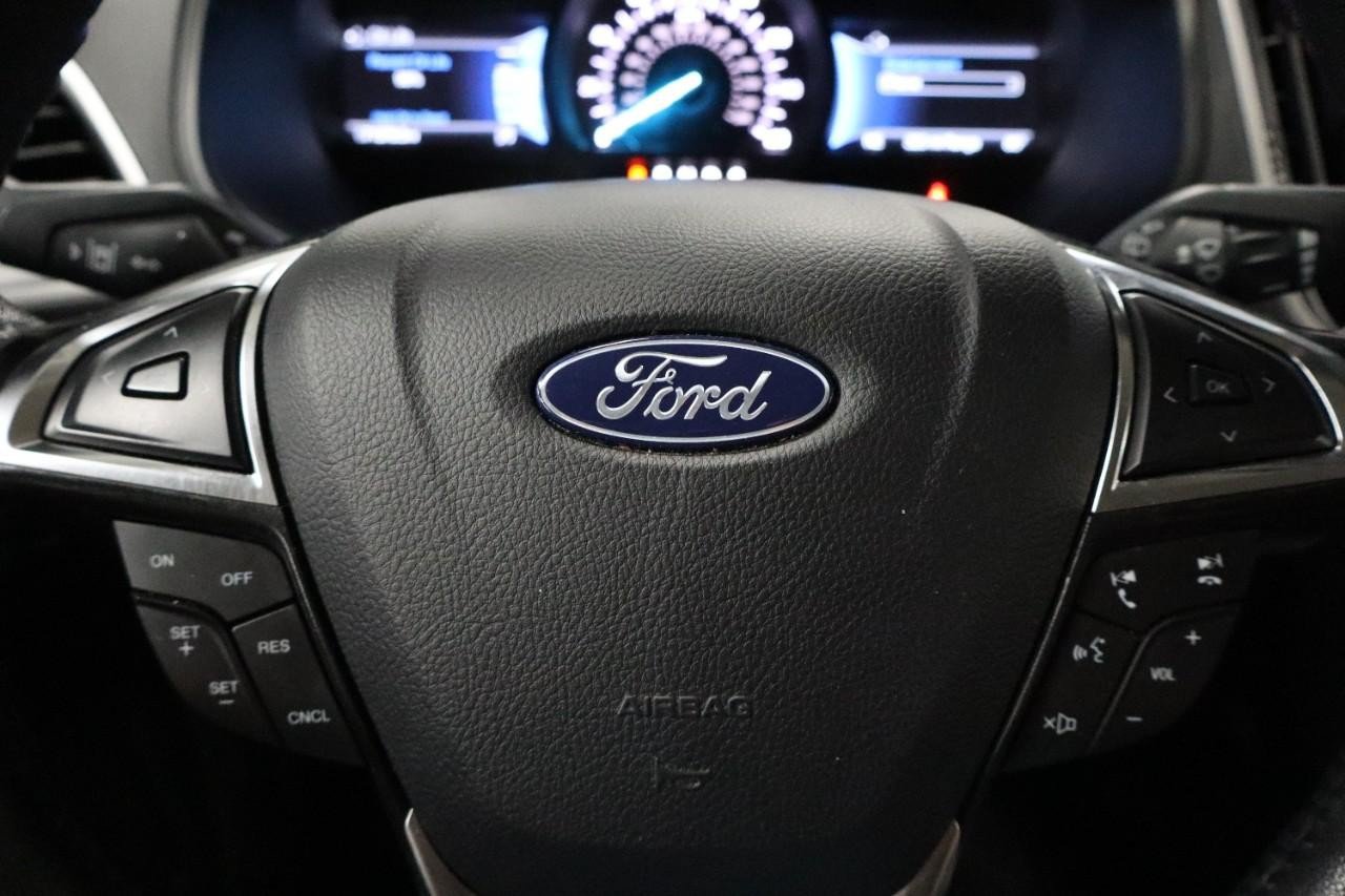 Used 2024 Ford Edge SEL AWD/4WD image 14