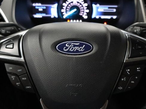Used 2024 Ford Edge SEL AWD/4WD image 14