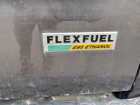 Used 2018 RAM 1500 Classic SLT image 5