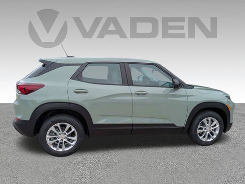 New 2026 Chevrolet TrailBlazer LS FWD image 24