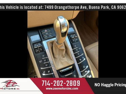 Used 2017 Porsche Macan AWD/4WD image 35