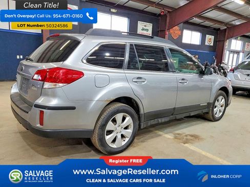 Used 2010 Subaru Outback 2.5i Limited AWD/4WD image 4