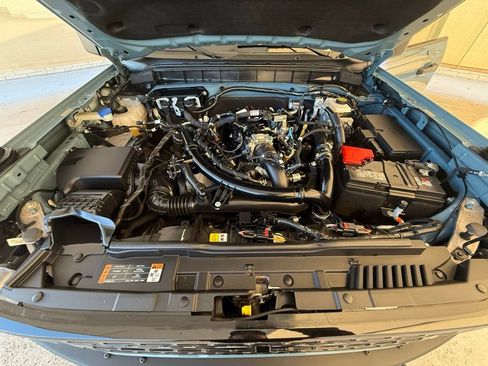 Used 2023 Ford Bronco Wildtrak image 42