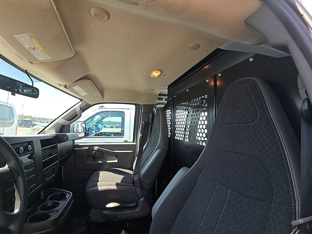 Used 2025 Chevrolet Express 2500 w/ Driver Convenience Package RWD image 10