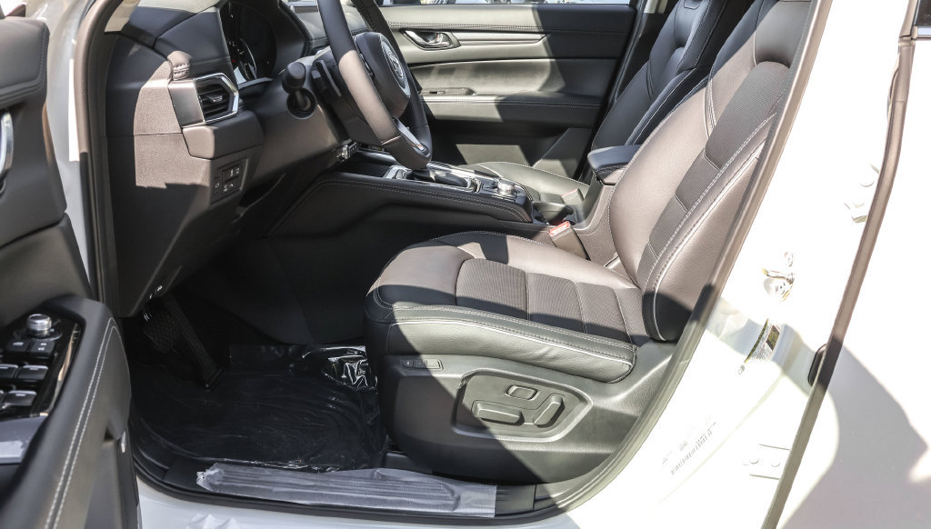 Used 2025 MAZDA CX-5 AWD 2.5 S w/ Premium Plus Pkg image 17