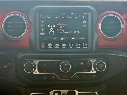 Used 2021 Jeep Gladiator Rubicon AWD/4WD image 28