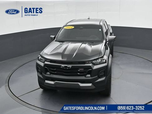 Used 2024 Chevrolet Colorado Trail Boss w/ LPO, Dark Essentials Package AWD/4WD image 49