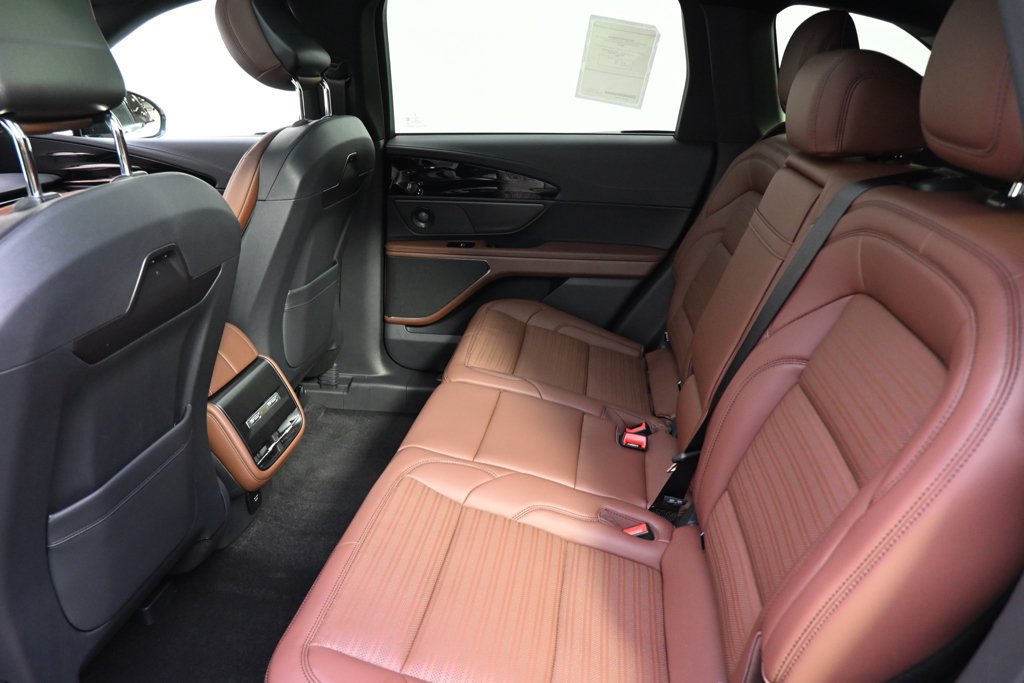 New 2026 Lincoln Nautilus Reserve w/ Jet Appearance Package AWD/4WD image 21